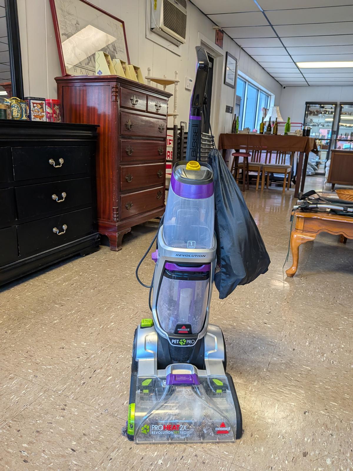 Bissell ProHeat 2X Revolution Pet Carpet Cleaner