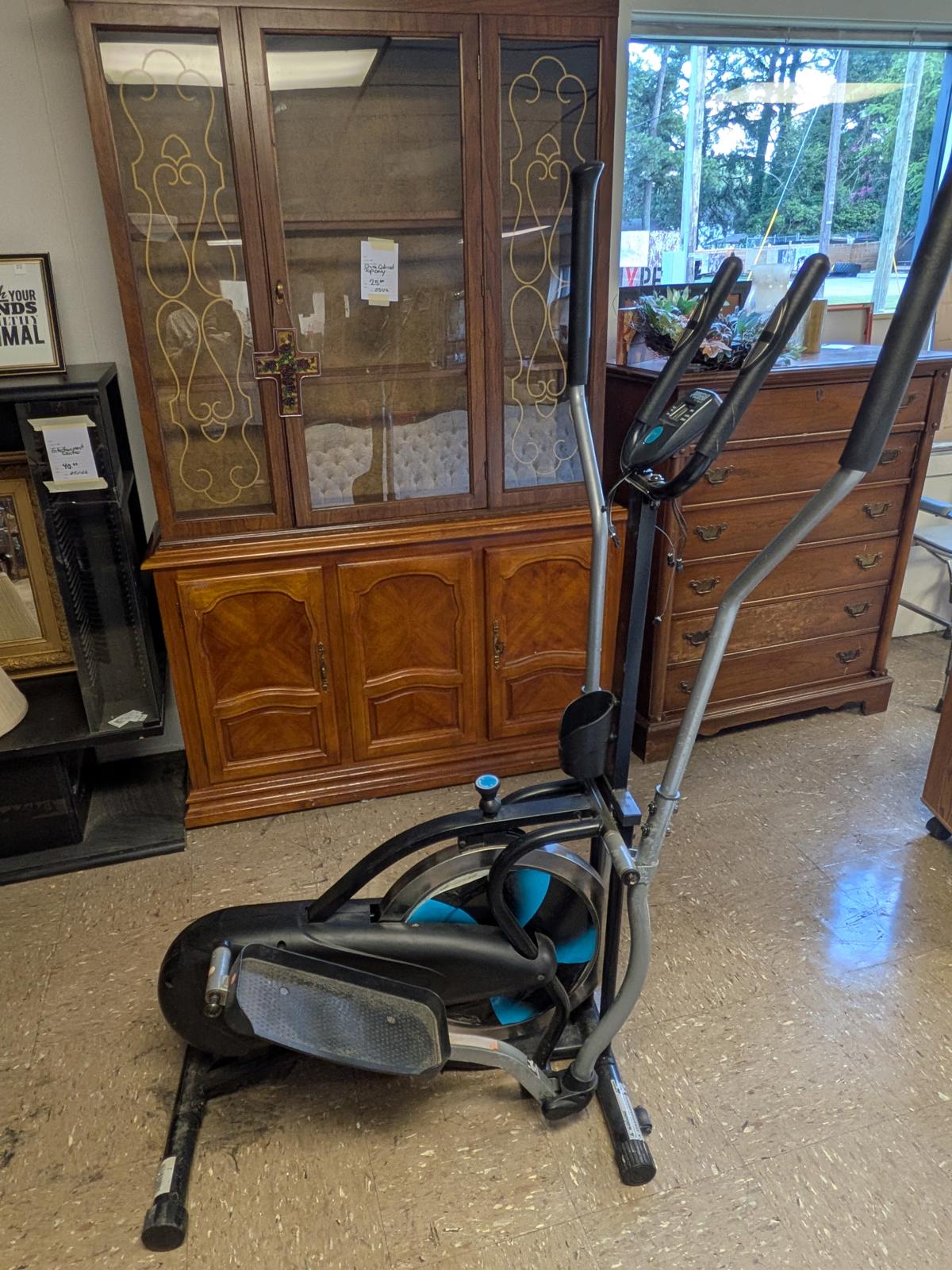 ProForm Elliptical Machine - Smooth and Efficient Home Workout